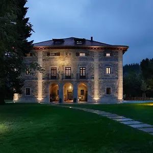 Hotel Iriarte Jauregia ****